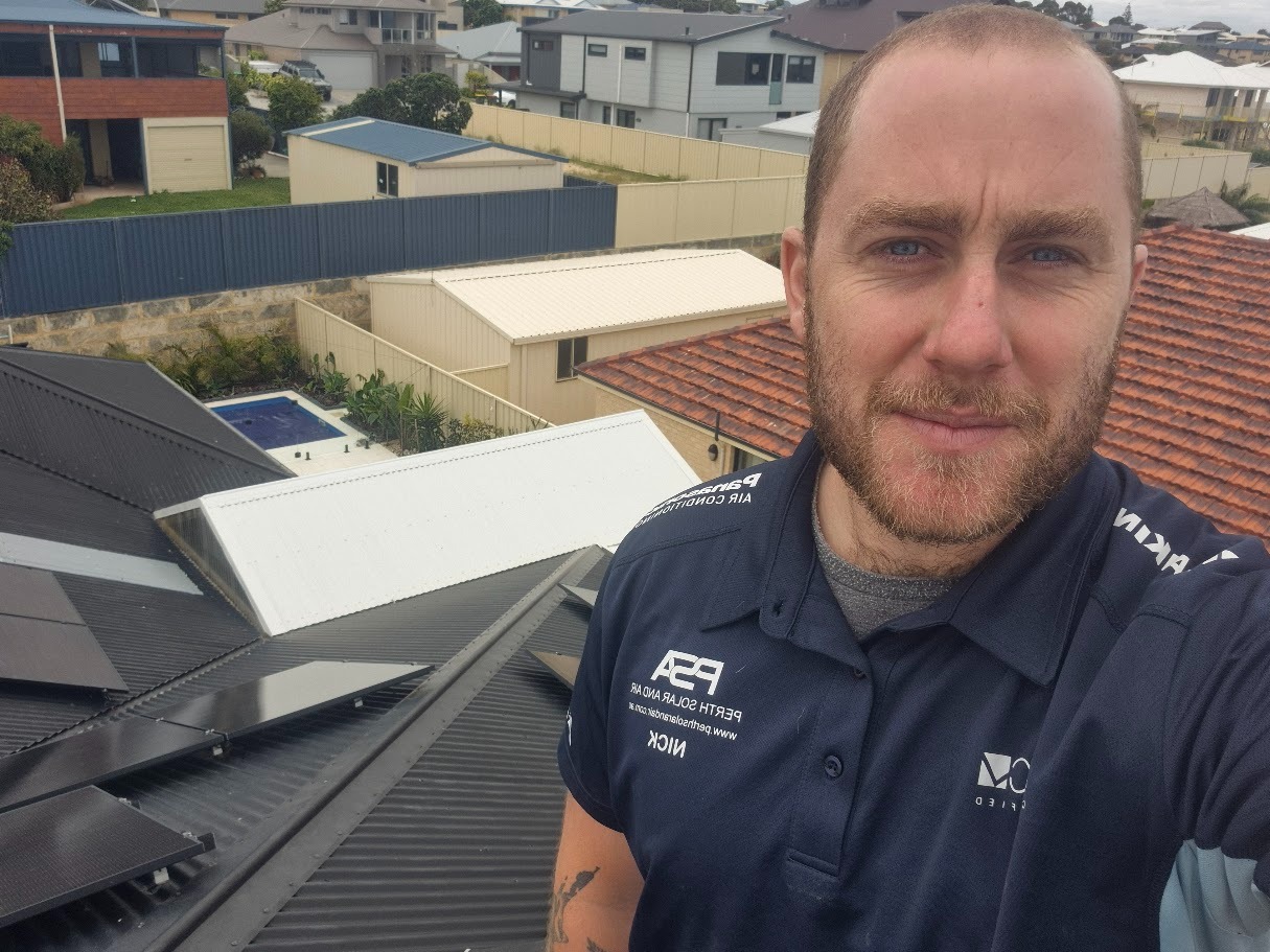 Nick from Perth Solar and Air on a completed solar roof
